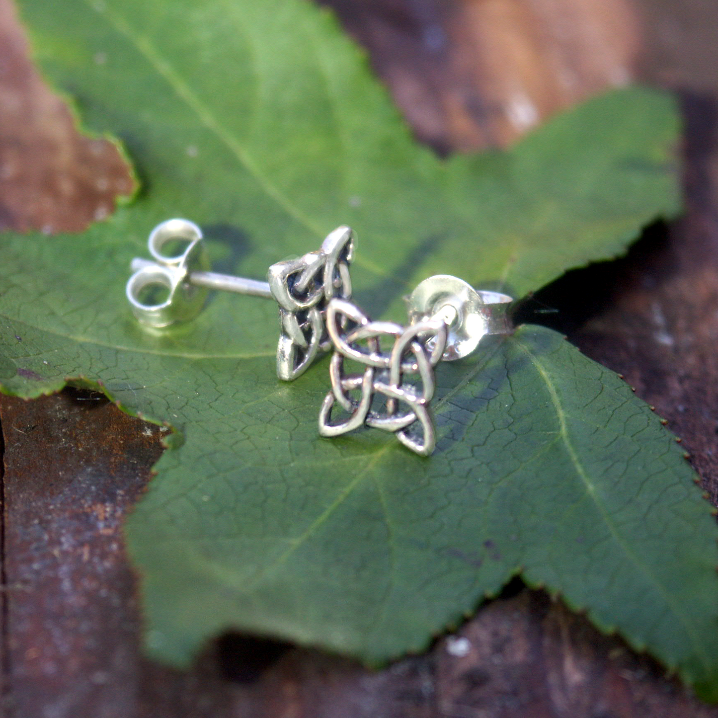 Witch's Knot Stud Earrings
