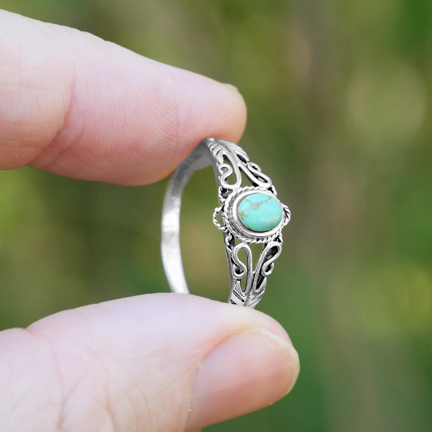 Silver Twin Feathers Turquoise Ring