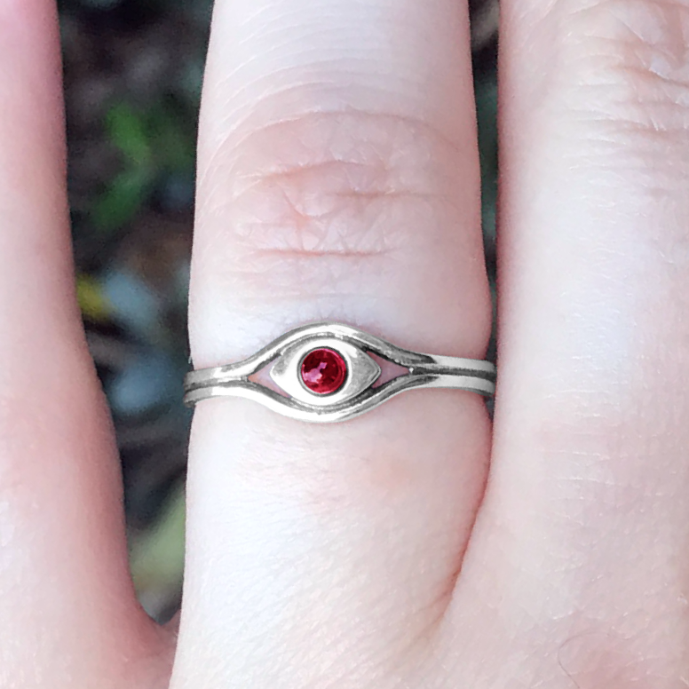 Silver Garnet Eye Ring