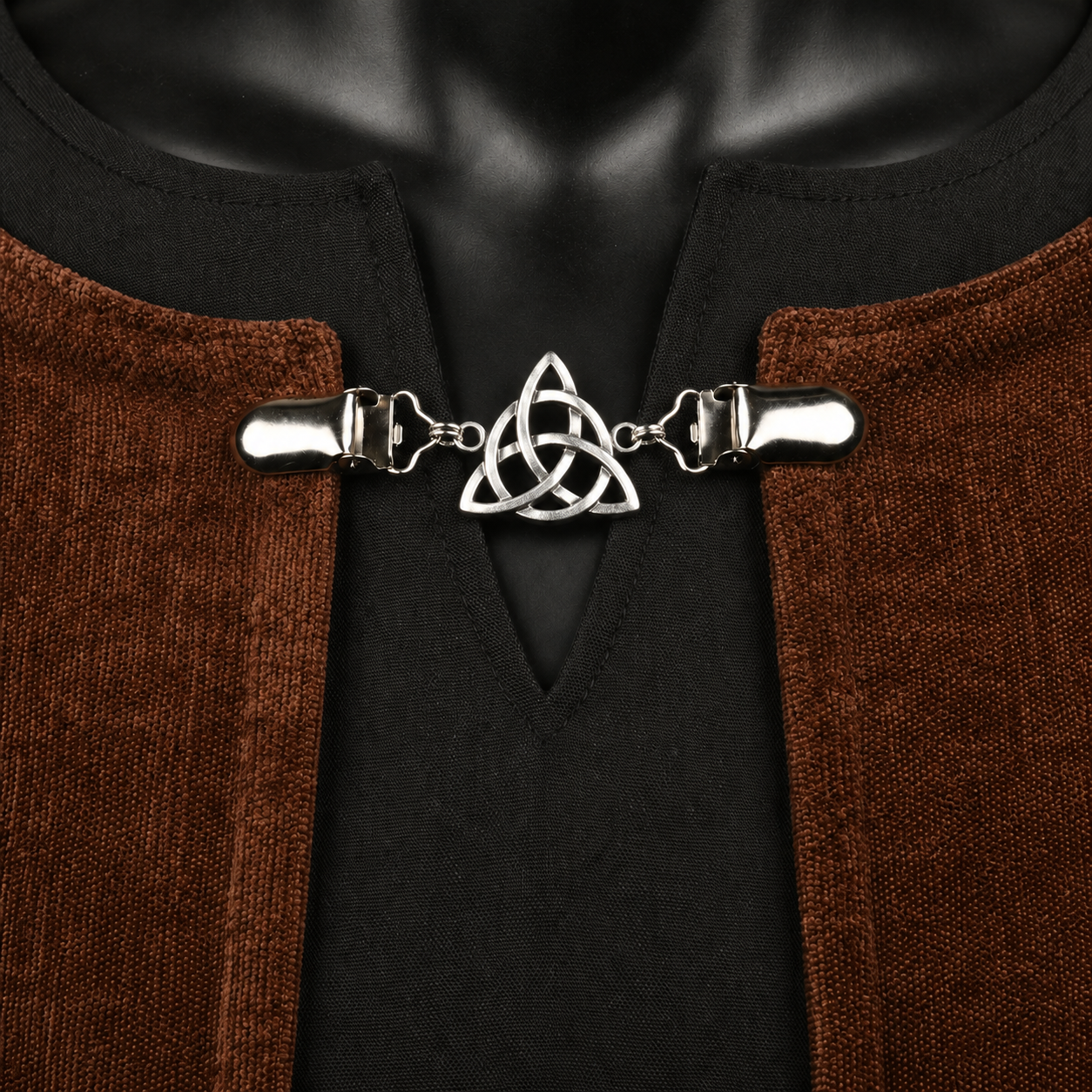 Triquetra Cloak Clasp