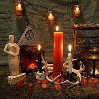 Feeling the Autumn Magic? Time to Deck Out Your Mabon Altar!