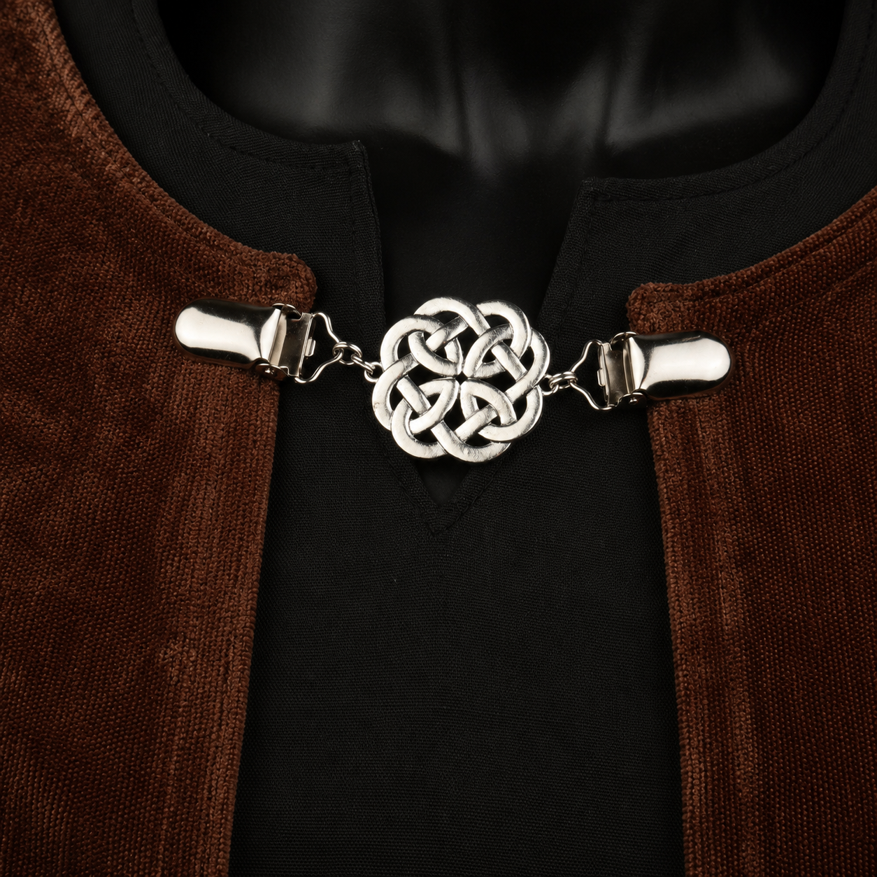 Celtic Circle Knot Cloak Clasp