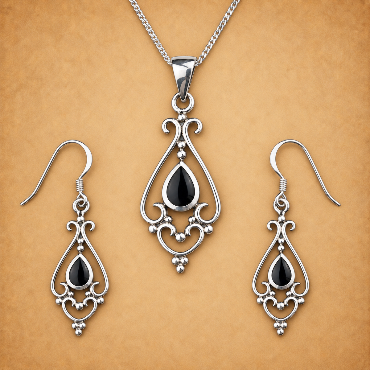 Silver Filigree Onyx Pendant