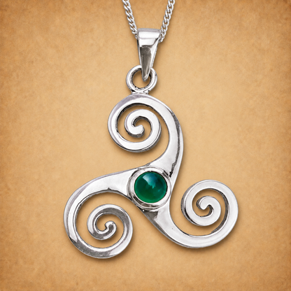 Silver Triskele Pendant w/Agate