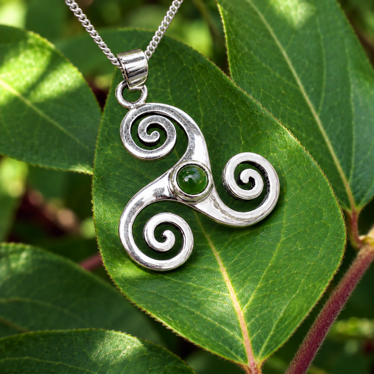 Silver Triskele Pendant w/Agate