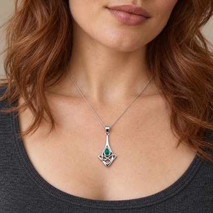 Silver Celtic Dewdrop Pendant w/Agate