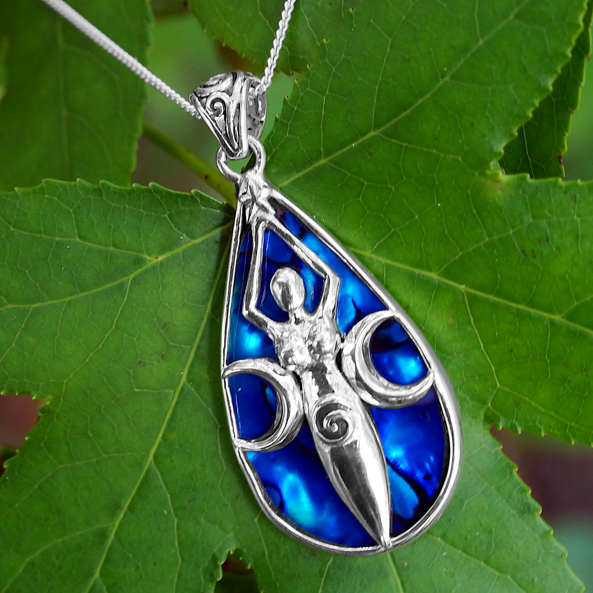 Silver Teardrop Goddess Pendant w/Shell