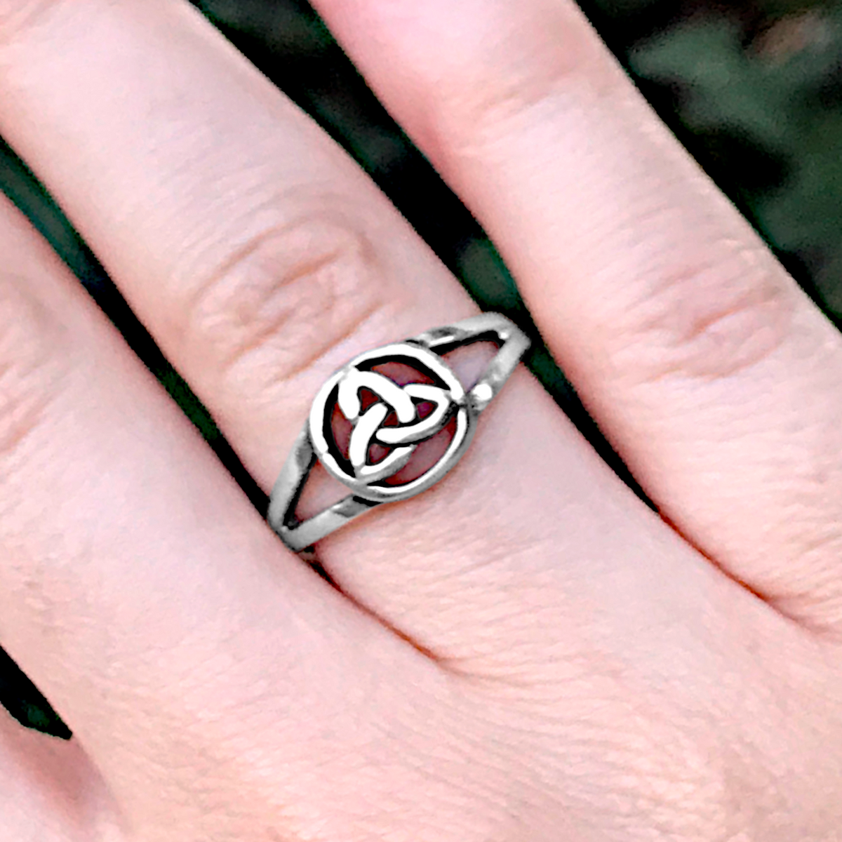 Sterling Silver Triquetra Ring – Celtic Trinity Knot Design