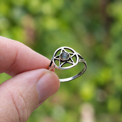 Silver Labradorite Pentacle Ring