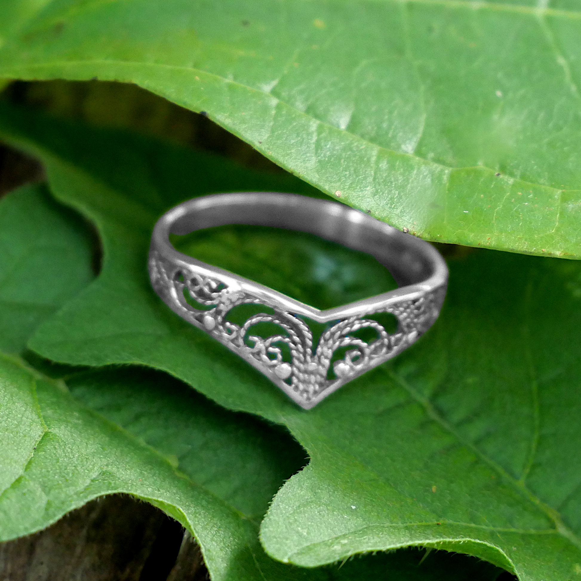 Silver Filigree Chevron Ring