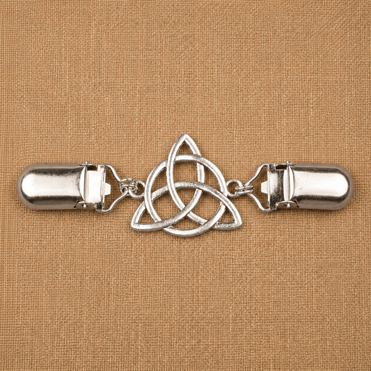Triquetra Cloak Clasp
